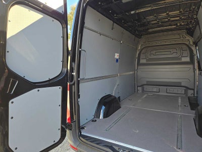 2026 Mercedes-Benz Sprinter Cargo 2500 Standard Roof I4 Diesel 144 RWD