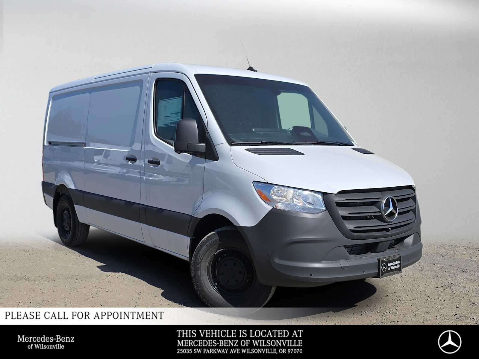 2026 Mercedes-Benz Sprinter 2500 Standard Roof I4 Diesel 144 RWD
