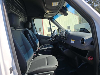 2026 Mercedes-Benz Sprinter 2500 Standard Roof I4 Diesel 144 RWD