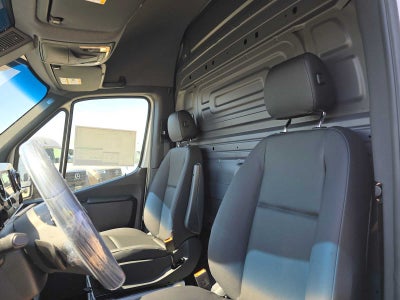 2026 Mercedes-Benz Sprinter 2500 Standard Roof I4 Diesel 144 RWD