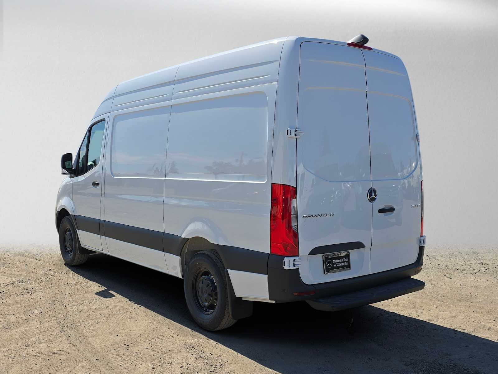 2026 Mercedes-Benz Sprinter 2500 Standard Roof I4 Diesel 144 RWD