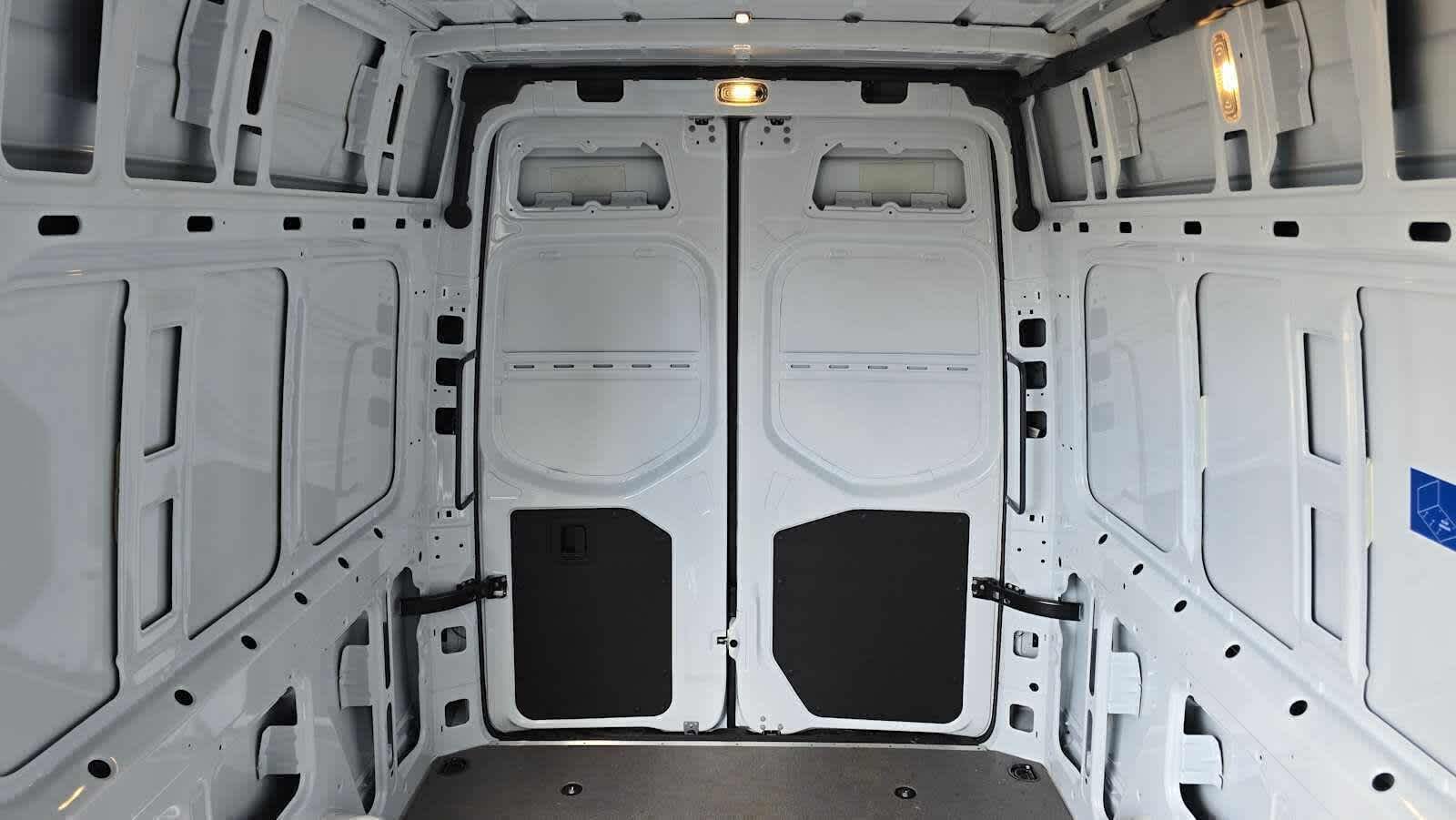 2025 Mercedes-Benz Sprinter Cargo Van 2500 Standard Roof I4 Diesel 144 RWD