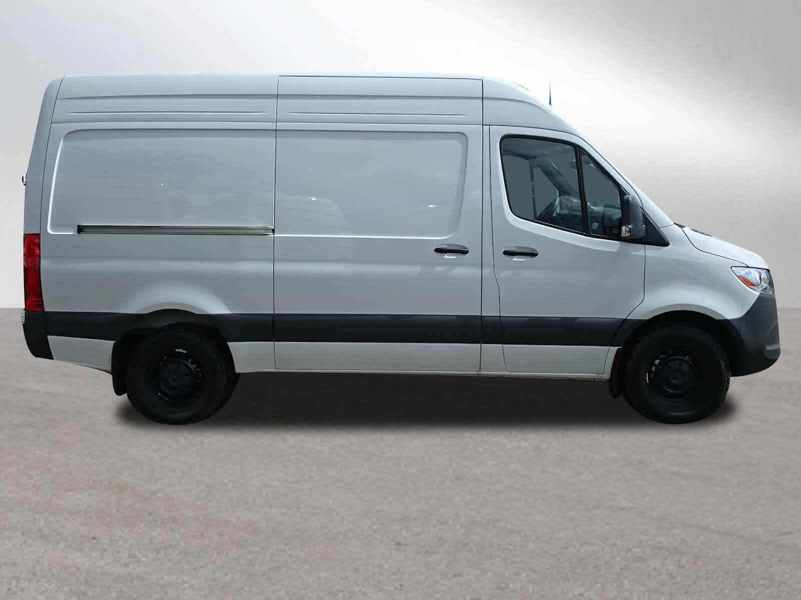 2025 Mercedes-Benz Sprinter Cargo Van 2500 Standard Roof I4 Diesel 144 RWD