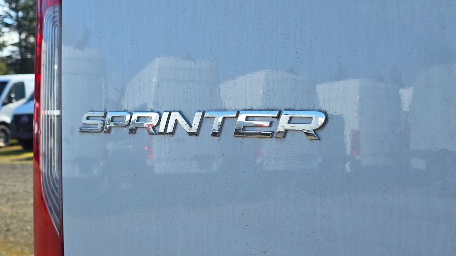 2025 Mercedes-Benz Sprinter Cargo Van 2500 Standard Roof I4 Diesel 144" RWD