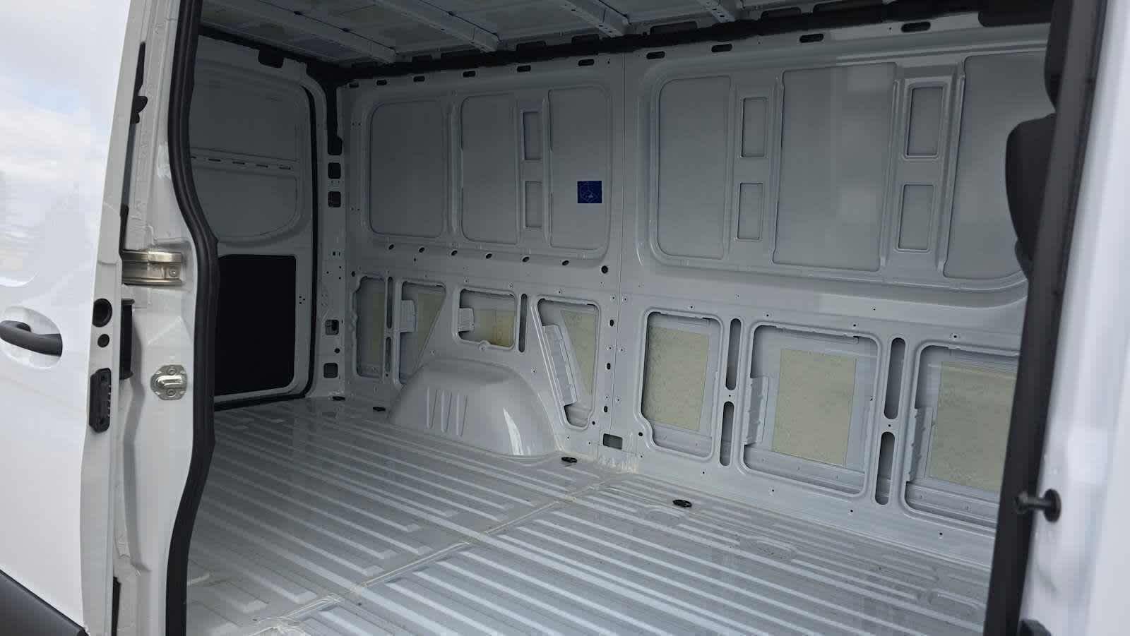 2025 Mercedes-Benz Sprinter Cargo Van 2500 Standard Roof I4 Diesel 144 RWD