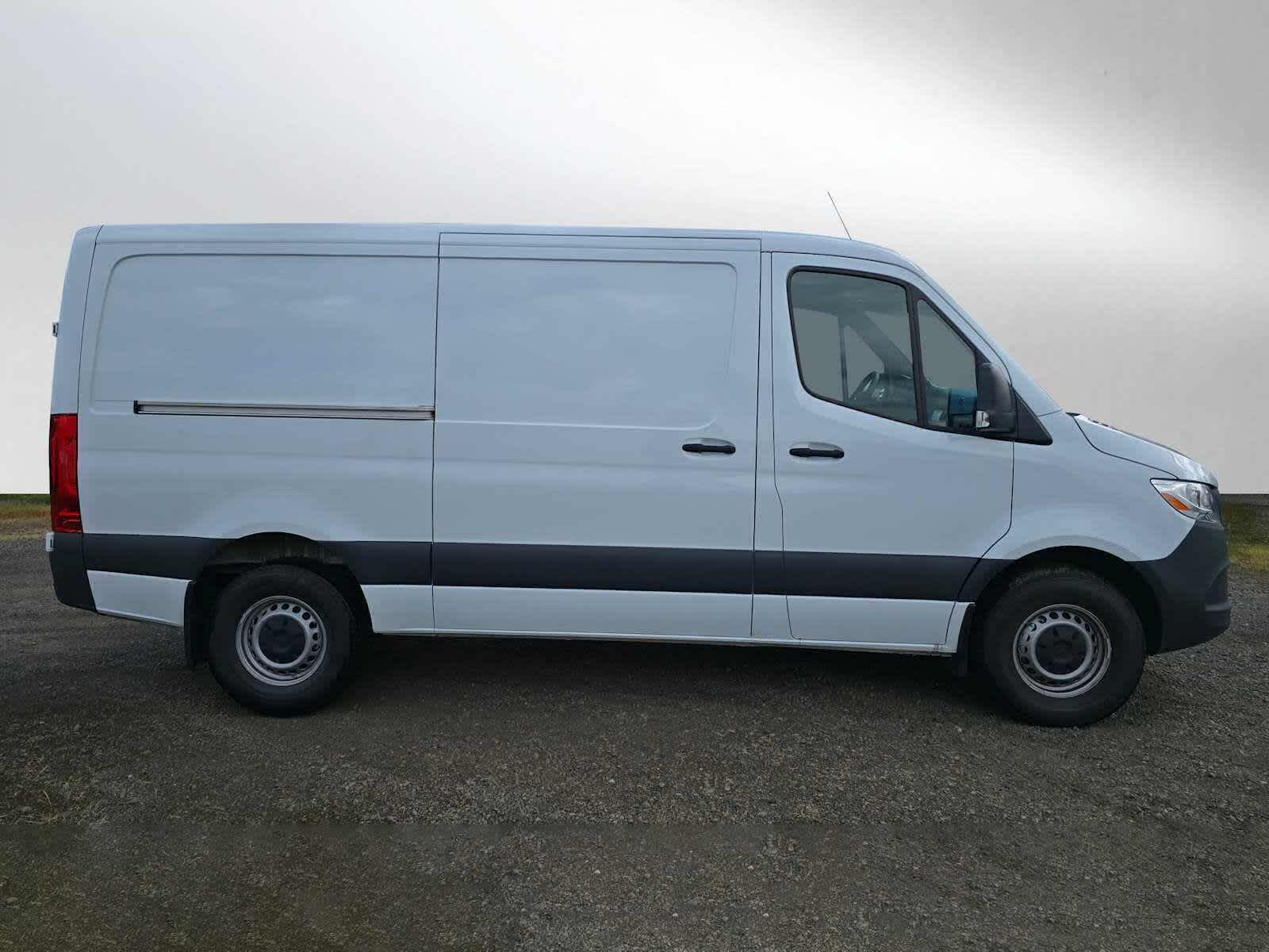2025 Mercedes-Benz Sprinter Cargo Van 2500 Standard Roof I4 Diesel 144 RWD