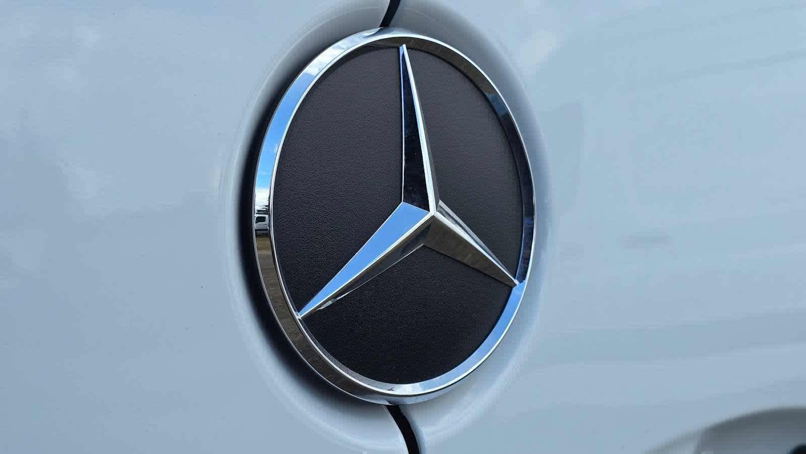 2025 Mercedes-Benz Sprinter Cargo Van 2500 Standard Roof I4 Diesel 144 RWD