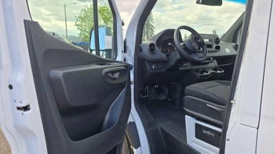 2025 Mercedes-Benz Sprinter Cargo Van 2500 Standard Roof I4 Diesel 144 RWD