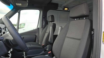 2025 Mercedes-Benz Sprinter Cargo Van 2500 Standard Roof I4 Diesel 144 RWD
