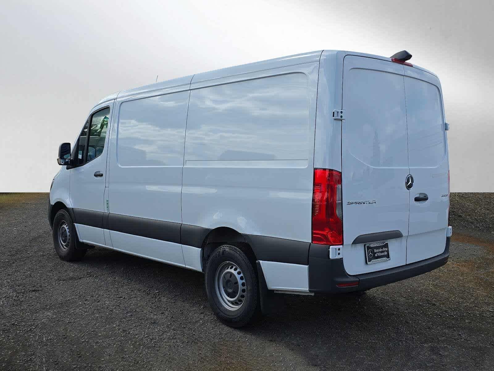 2025 Mercedes-Benz Sprinter Cargo Van 2500 Standard Roof I4 Diesel 144 RWD