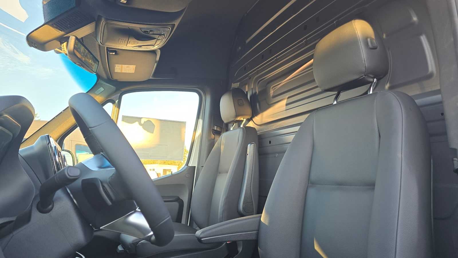 2026 Mercedes-Benz Sprinter 2500 Standard Roof I4 Diesel 144" RWD