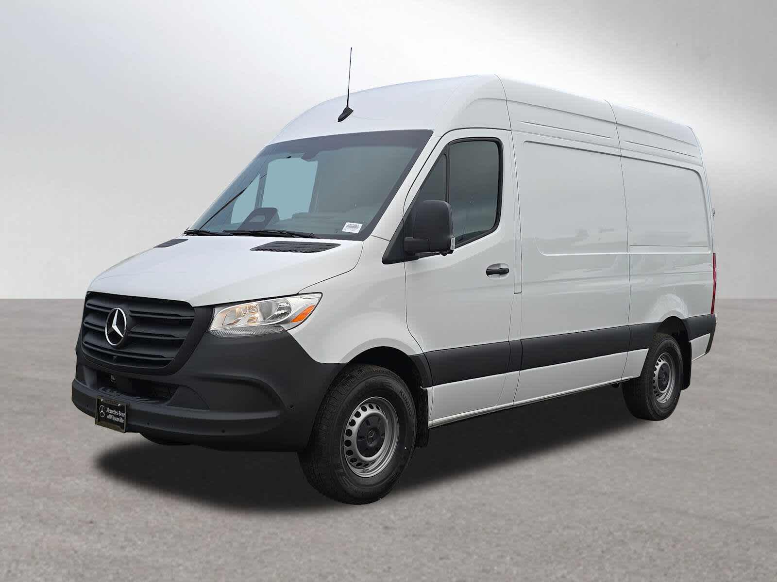 2026 Mercedes-Benz Sprinter 2500 Standard Roof I4 Diesel 144" RWD