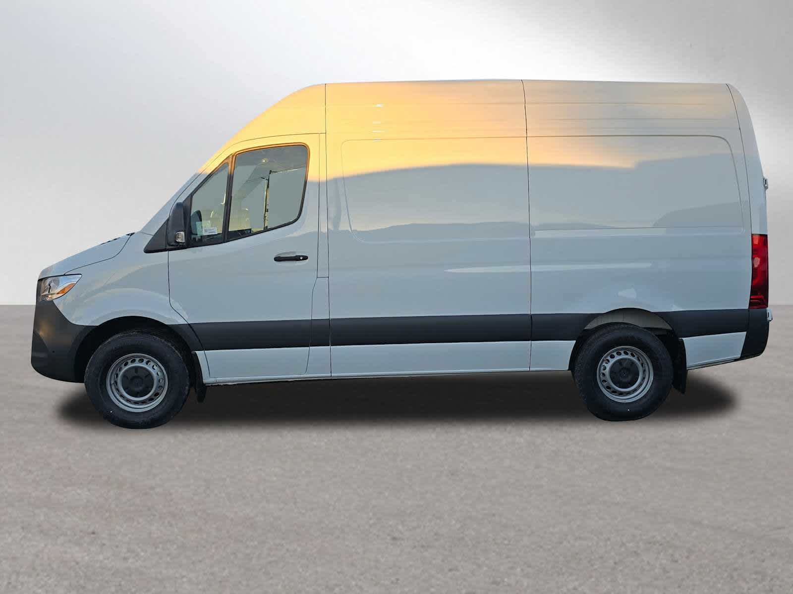 2026 Mercedes-Benz Sprinter 2500 Standard Roof I4 Diesel 144" RWD