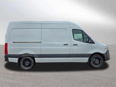 2026 Mercedes-Benz Sprinter 2500 Standard Roof I4 Diesel 144 RWD
