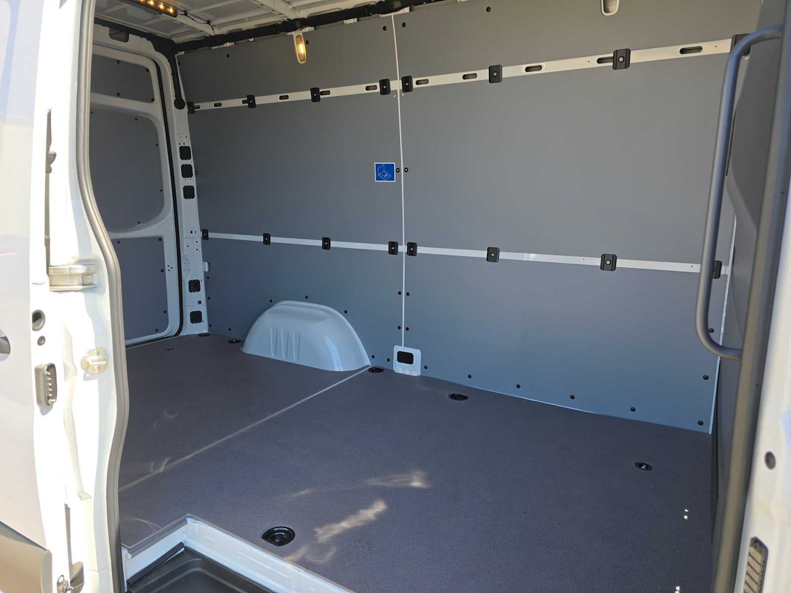 2026 Mercedes-Benz Sprinter Cargo 2500 Standard Roof I4 Diesel 144 RWD