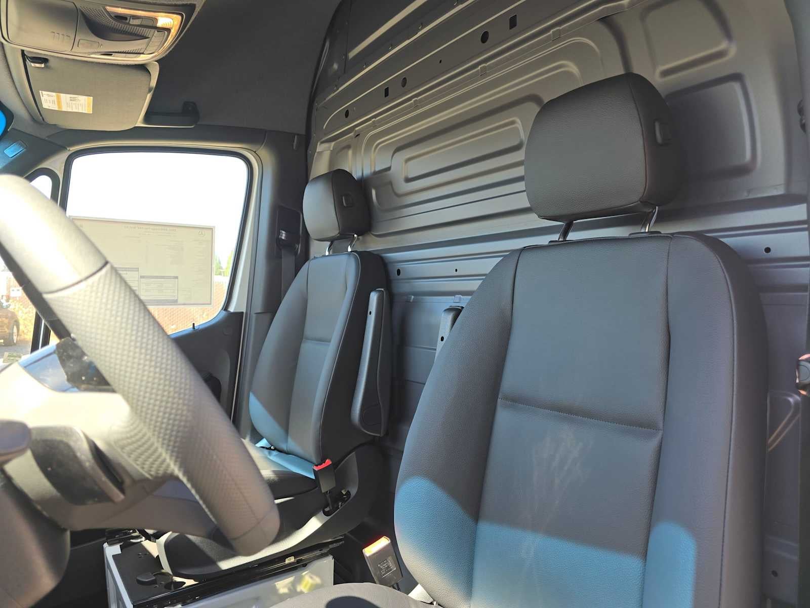 2026 Mercedes-Benz Sprinter Cargo 2500 Standard Roof I4 Diesel 144 RWD