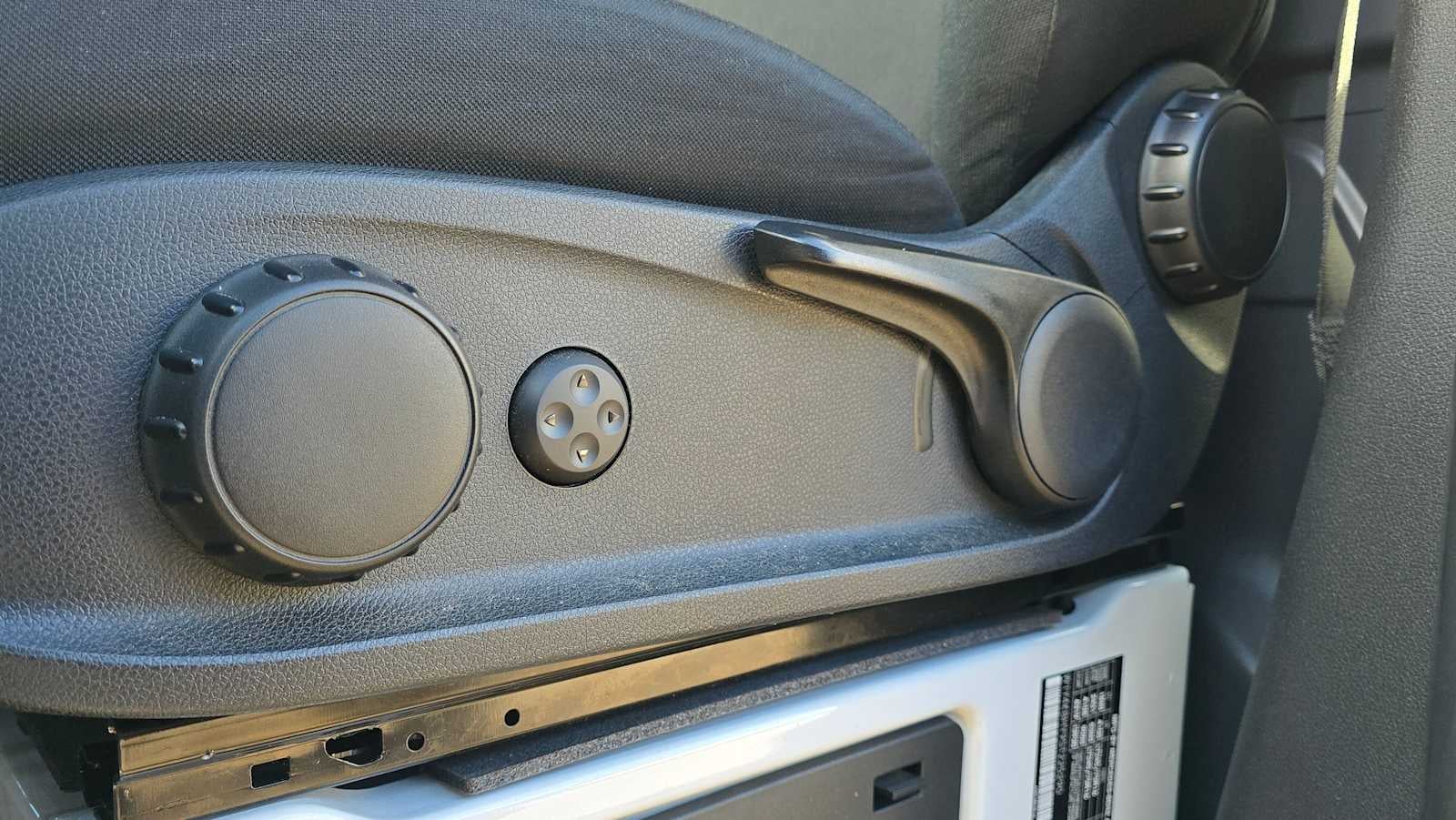 2025 Mercedes-Benz Sprinter Cargo Van 2500 Standard Roof I4 Diesel 144" RWD