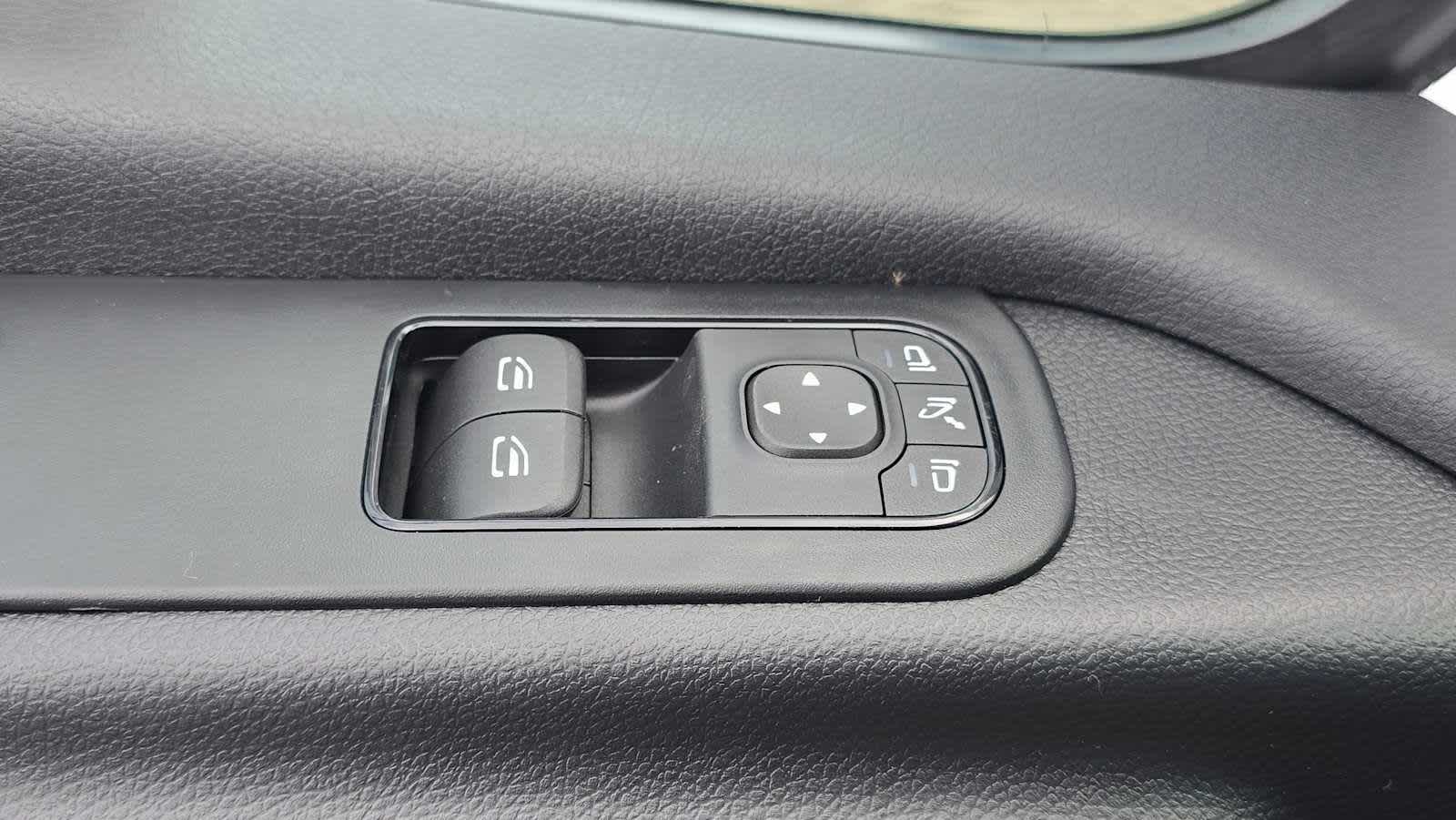 2026 Mercedes-Benz Sprinter 2500 Standard Roof I4 Diesel 144" RWD