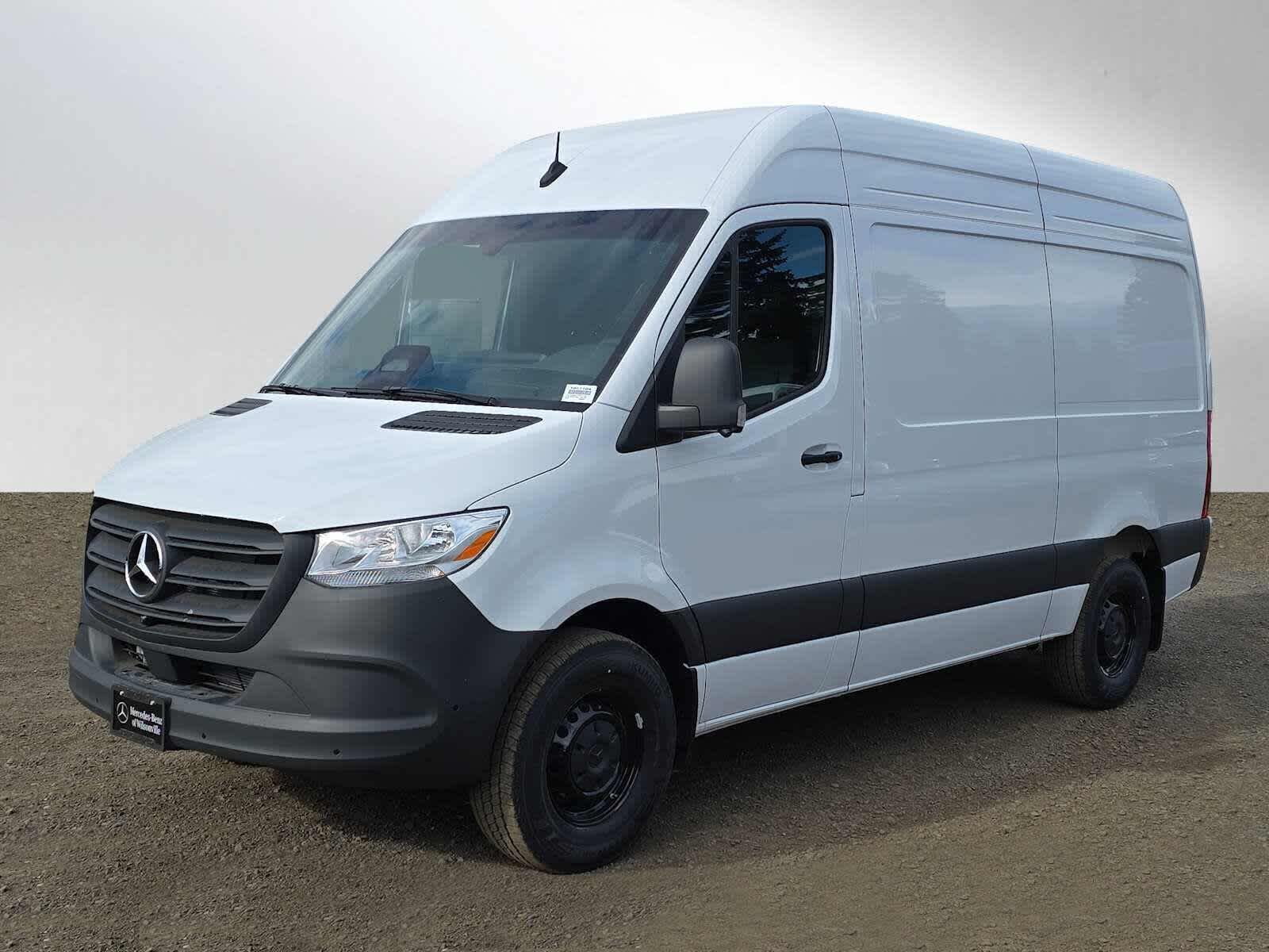 2026 Mercedes-Benz Sprinter 2500 Standard Roof I4 Diesel 144 RWD