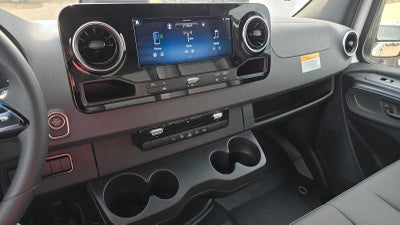 2026 Mercedes-Benz Sprinter 2500 Standard Roof I4 Diesel 144 RWD