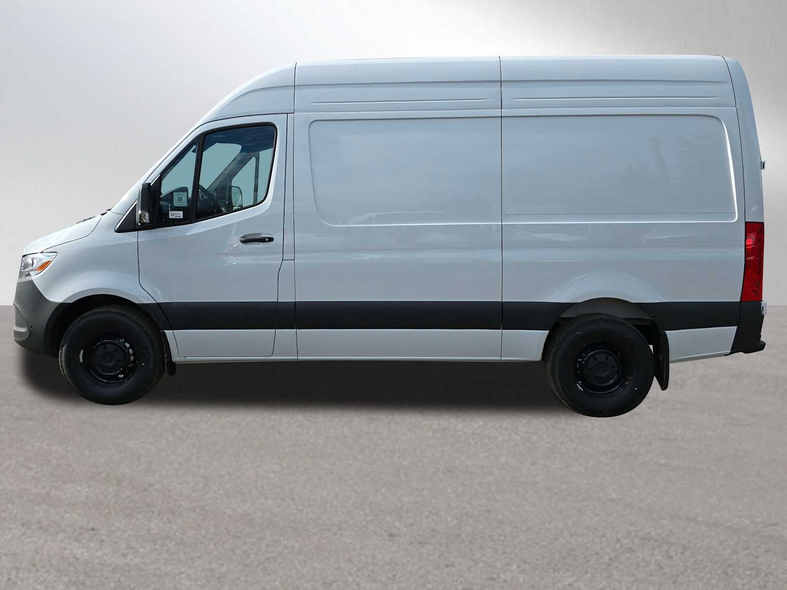 2026 Mercedes-Benz Sprinter 2500 Standard Roof I4 Diesel 144 RWD