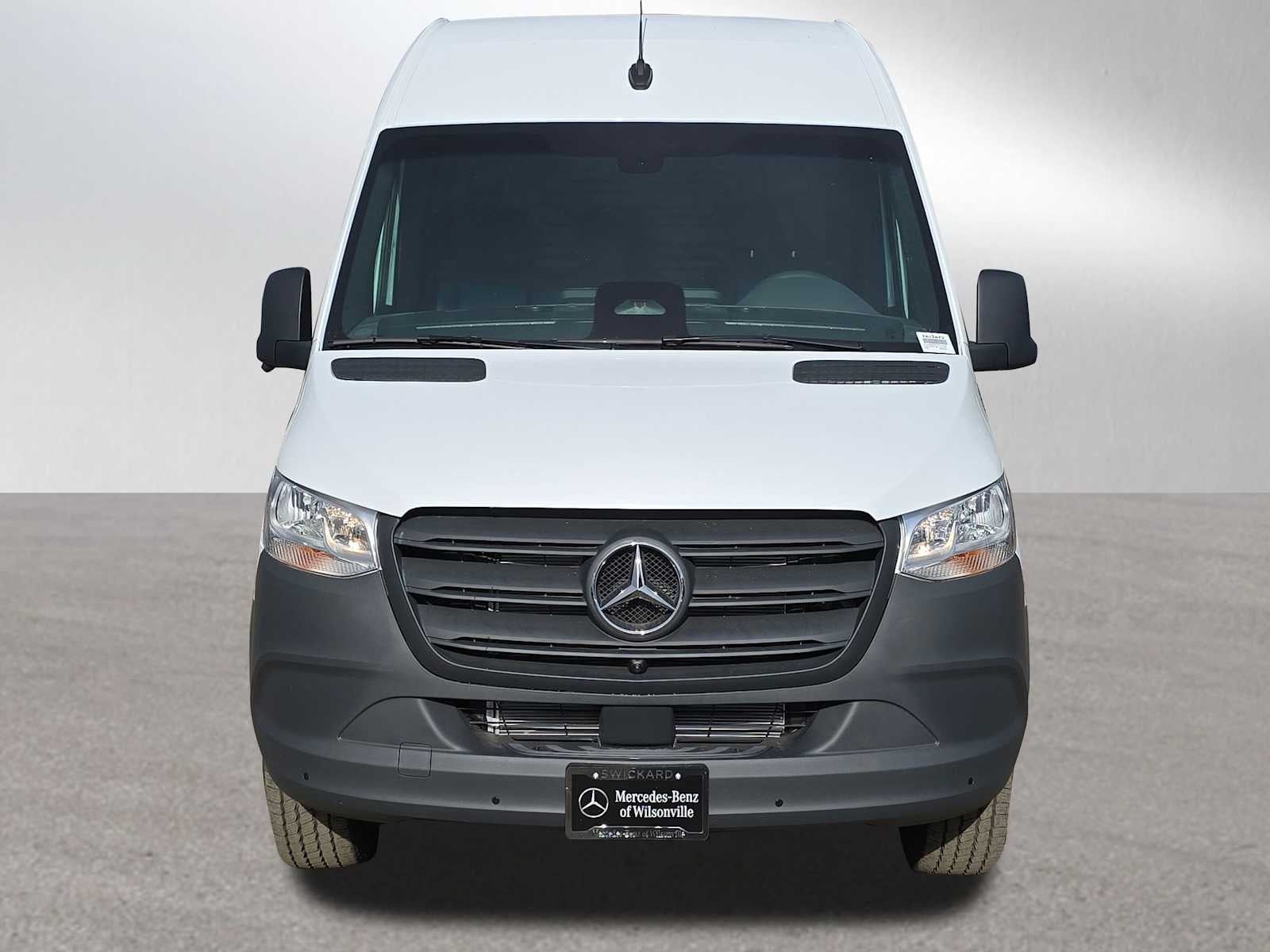 2026 Mercedes-Benz Sprinter 2500 Standard Roof I4 Diesel 144 RWD
