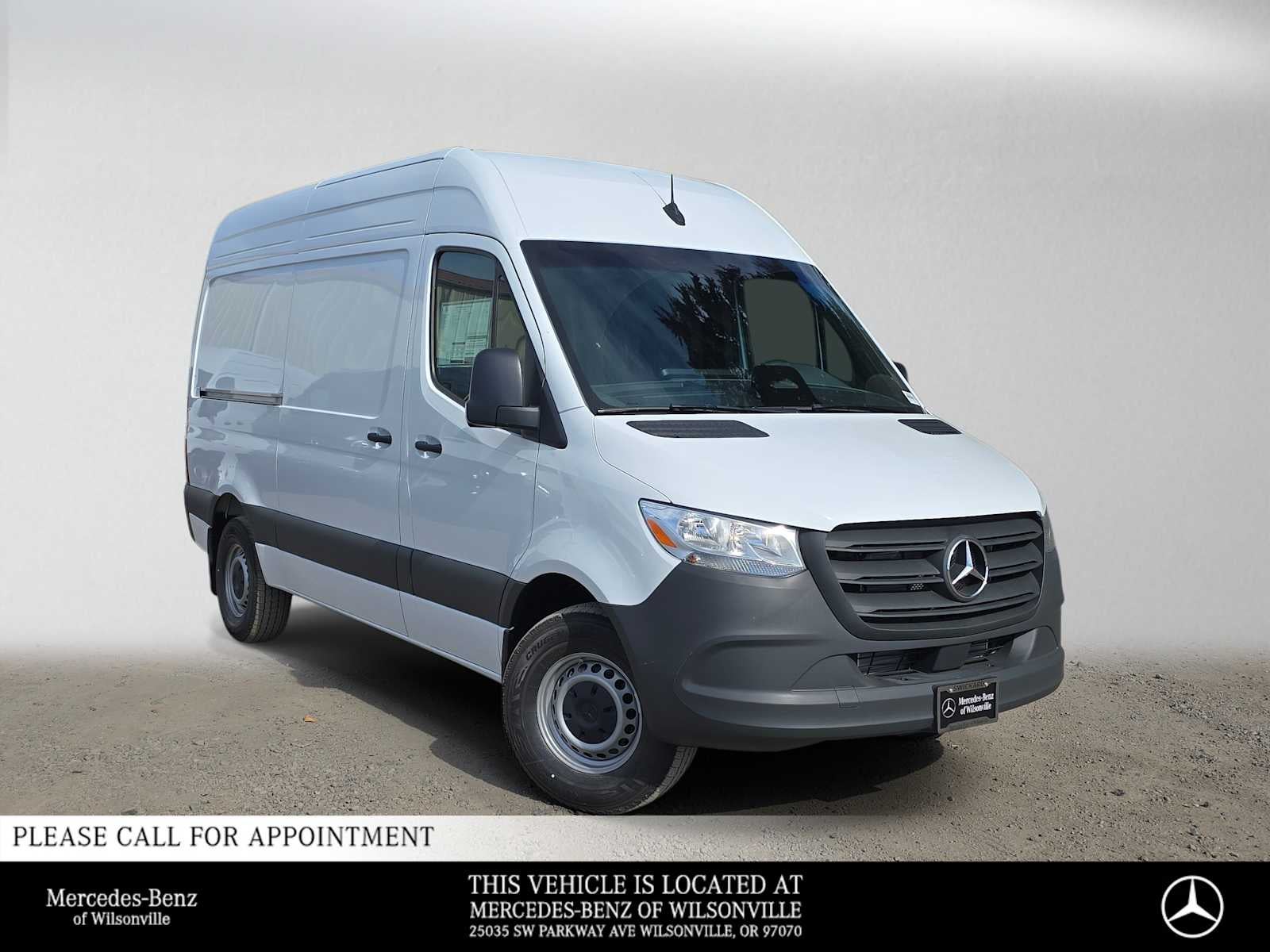 2026 Mercedes-Benz Sprinter Cargo 2500 Standard Roof I4 Diesel 144 RWD