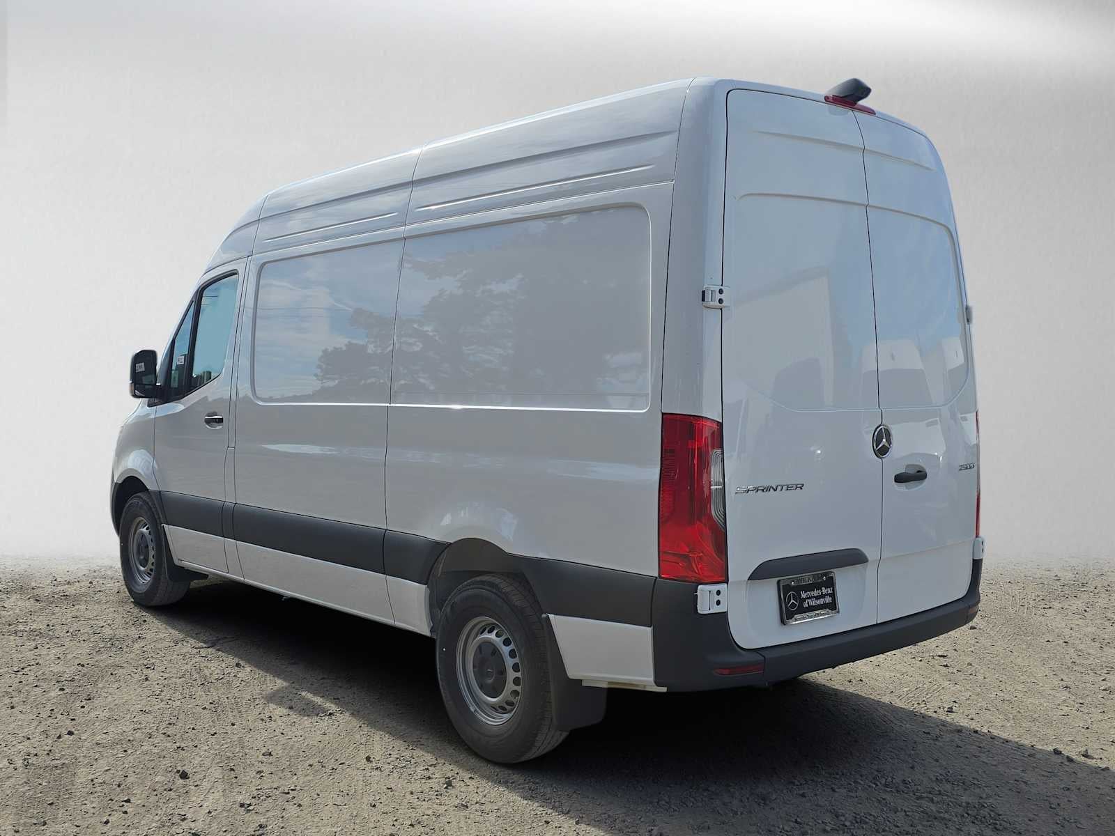 2026 Mercedes-Benz Sprinter Cargo 2500 Standard Roof I4 Diesel 144 RWD