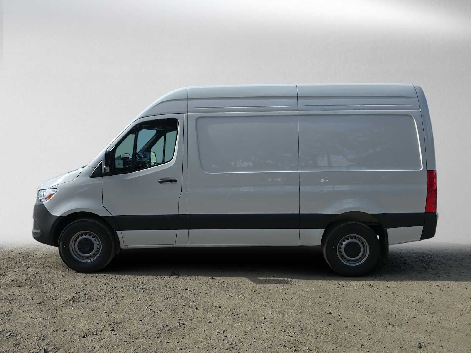 2026 Mercedes-Benz Sprinter Cargo 2500 Standard Roof I4 Diesel 144 RWD