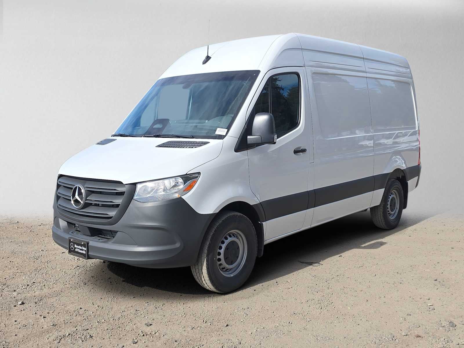2026 Mercedes-Benz Sprinter Cargo 2500 Standard Roof I4 Diesel 144 RWD