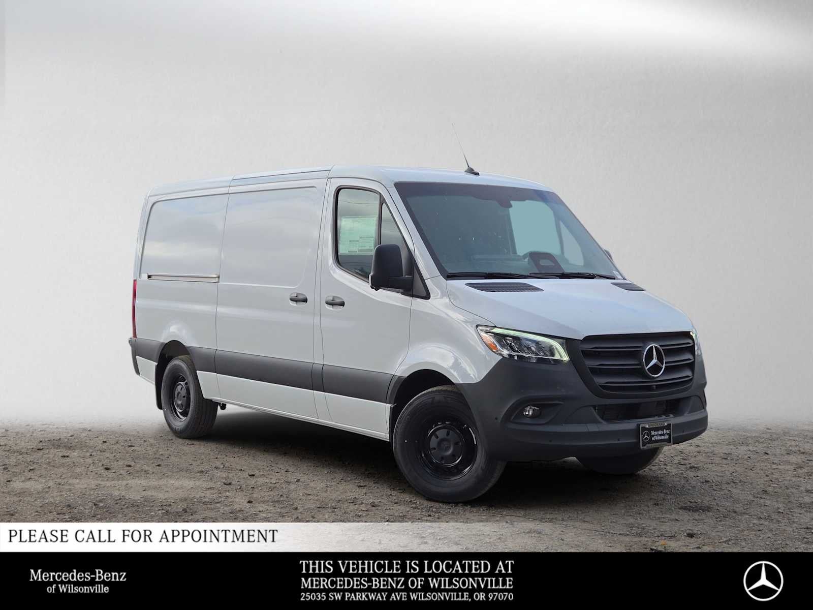 2026 Mercedes-Benz Sprinter Cargo 2500 Standard Roof I4 Diesel 144 RWD
