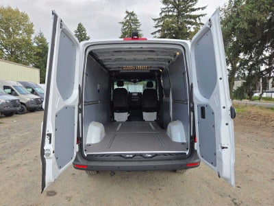 2026 Mercedes-Benz Sprinter Cargo 2500 Standard Roof I4 Diesel 144 RWD