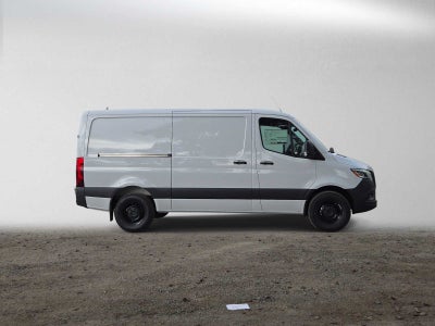 2026 Mercedes-Benz Sprinter Cargo 2500 Standard Roof I4 Diesel 144 RWD
