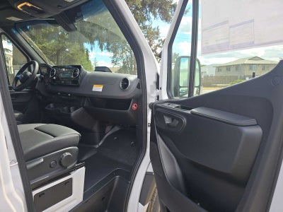2026 Mercedes-Benz Sprinter Cargo 2500 Standard Roof I4 Diesel 144 RWD
