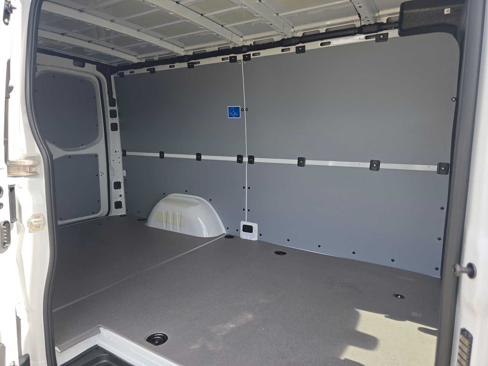 2026 Mercedes-Benz Sprinter Cargo 2500 Standard Roof I4 Diesel 144 RWD
