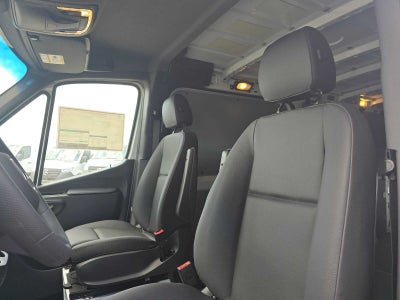 2026 Mercedes-Benz Sprinter Cargo 2500 Standard Roof I4 Diesel 144 RWD