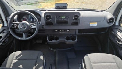 2025 Mercedes-Benz Sprinter Cargo Van 2500 Standard Roof I4 Diesel 144 RWD