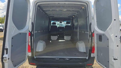 2025 Mercedes-Benz Sprinter Cargo Van 2500 Standard Roof I4 Diesel 144 RWD