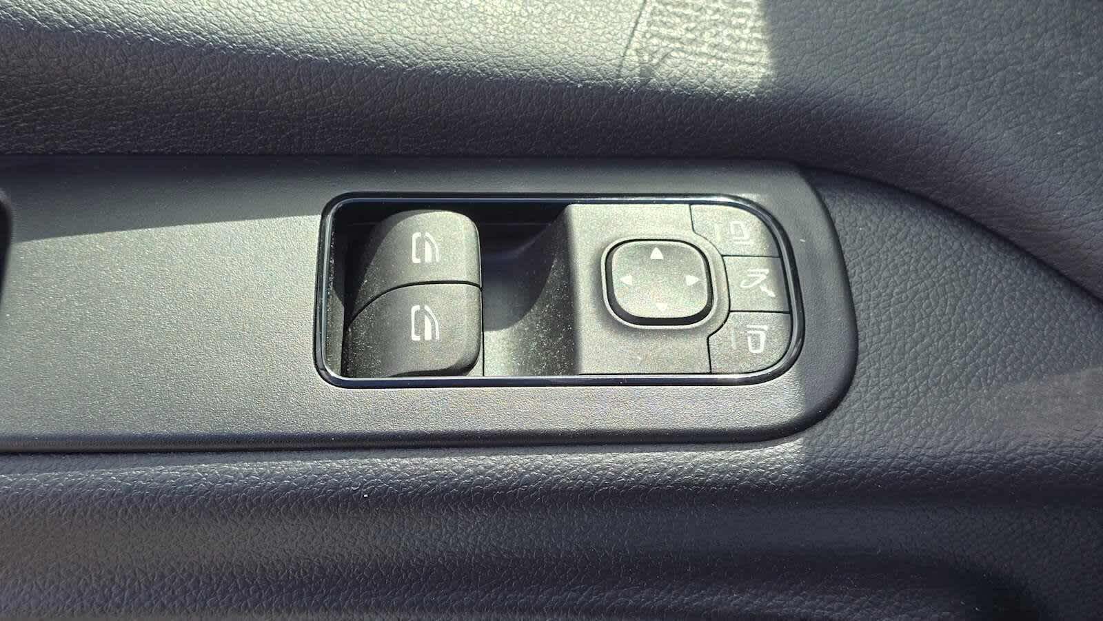 2025 Mercedes-Benz Sprinter Cargo Van 2500 Standard Roof I4 Diesel 144 RWD