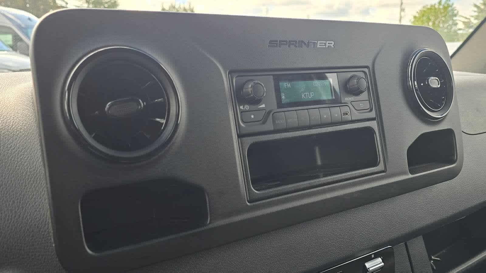 2025 Mercedes-Benz Sprinter Cargo Van 2500 Standard Roof I4 Diesel 144 RWD