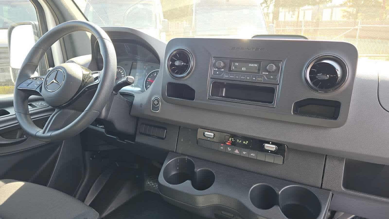 2025 Mercedes-Benz Sprinter Cargo Van 2500 Standard Roof I4 Diesel 144 RWD