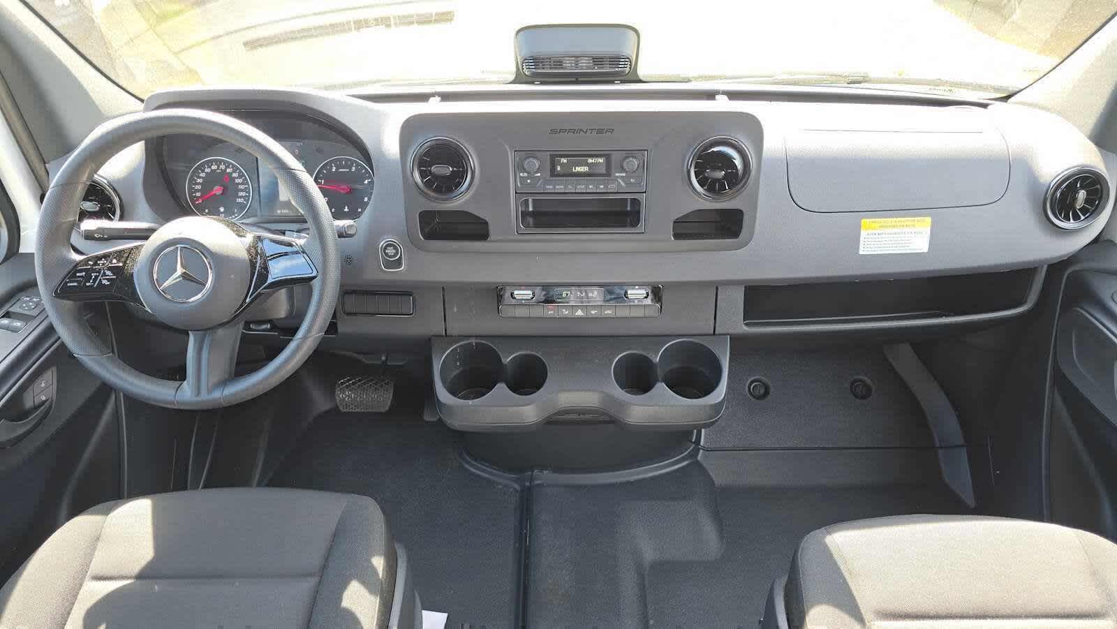 2025 Mercedes-Benz Sprinter Cargo Van 2500 Standard Roof I4 Diesel 144 RWD