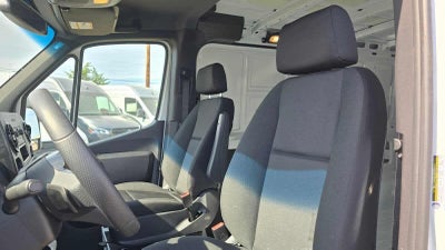 2025 Mercedes-Benz Sprinter Cargo Van 2500 Standard Roof I4 Diesel 144 RWD
