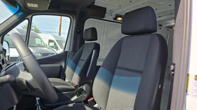 2025 Mercedes-Benz Sprinter Cargo Van 2500 Standard Roof I4 Diesel 144 RWD