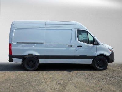 2026 Mercedes-Benz Sprinter Cargo 2500 Standard Roof I4 Diesel 144 RWD