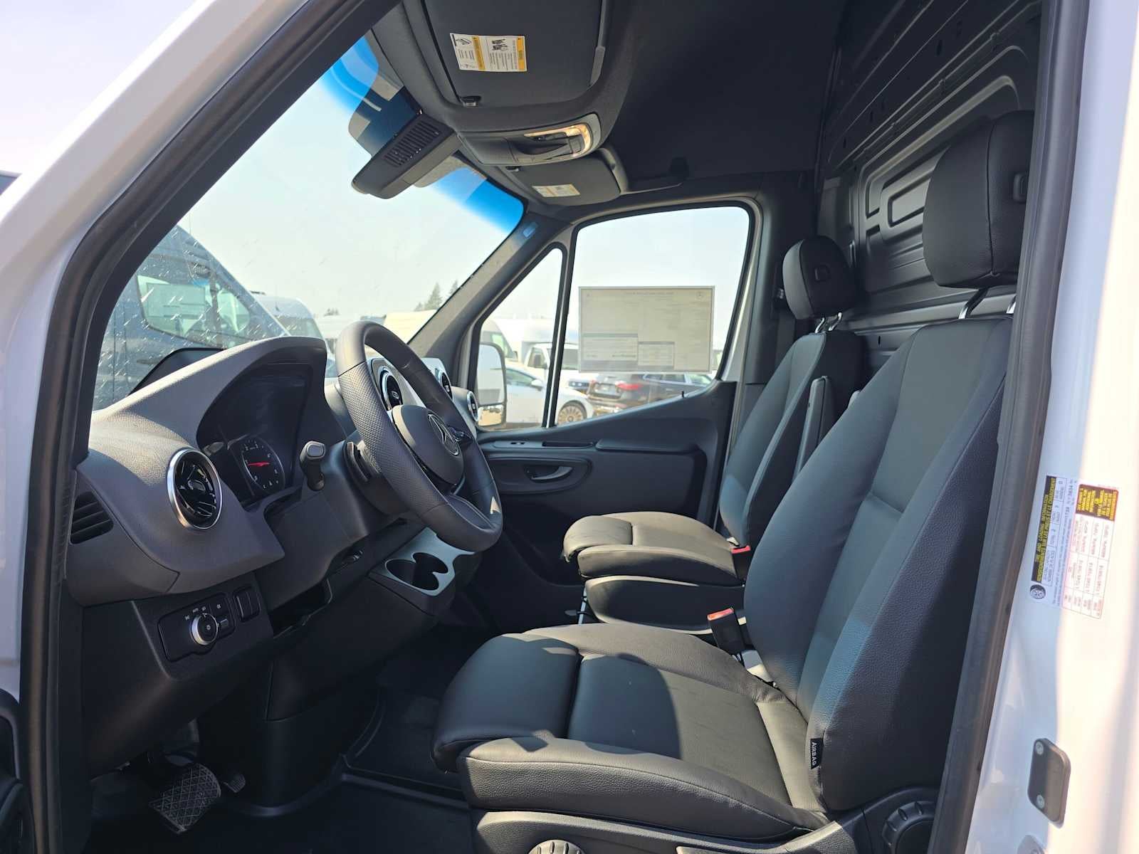 2026 Mercedes-Benz Sprinter Cargo 2500 Standard Roof I4 Diesel 144 RWD