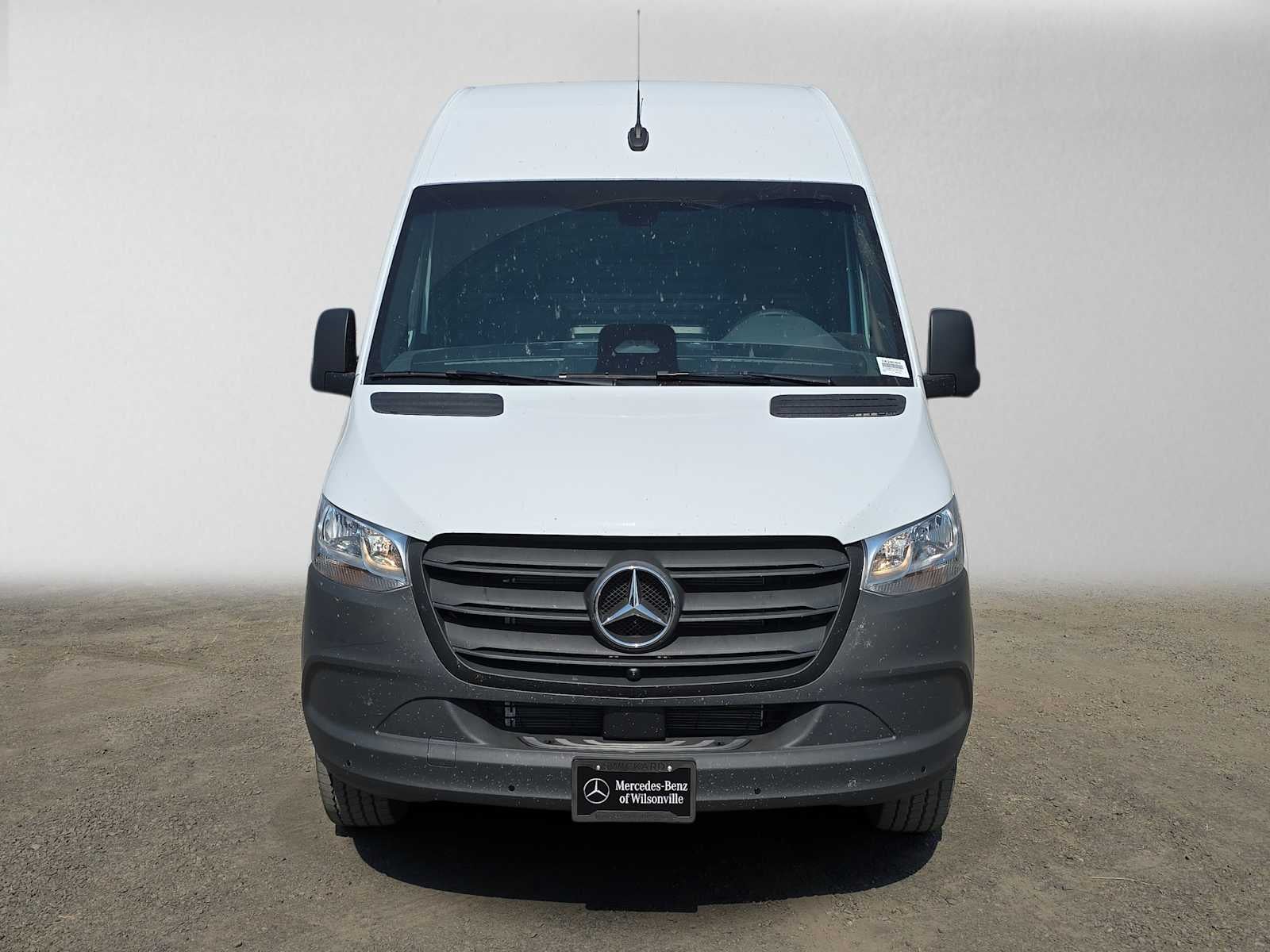 2026 Mercedes-Benz Sprinter Cargo 2500 Standard Roof I4 Diesel 144 RWD