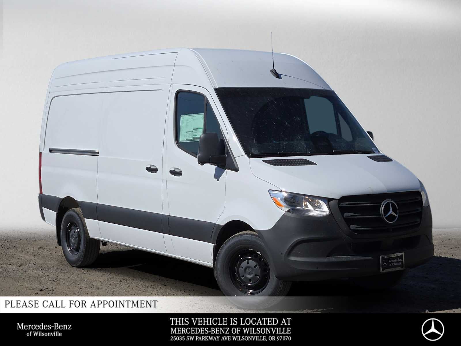 2026 Mercedes-Benz Sprinter Cargo 2500 Standard Roof I4 Diesel 144 RWD
