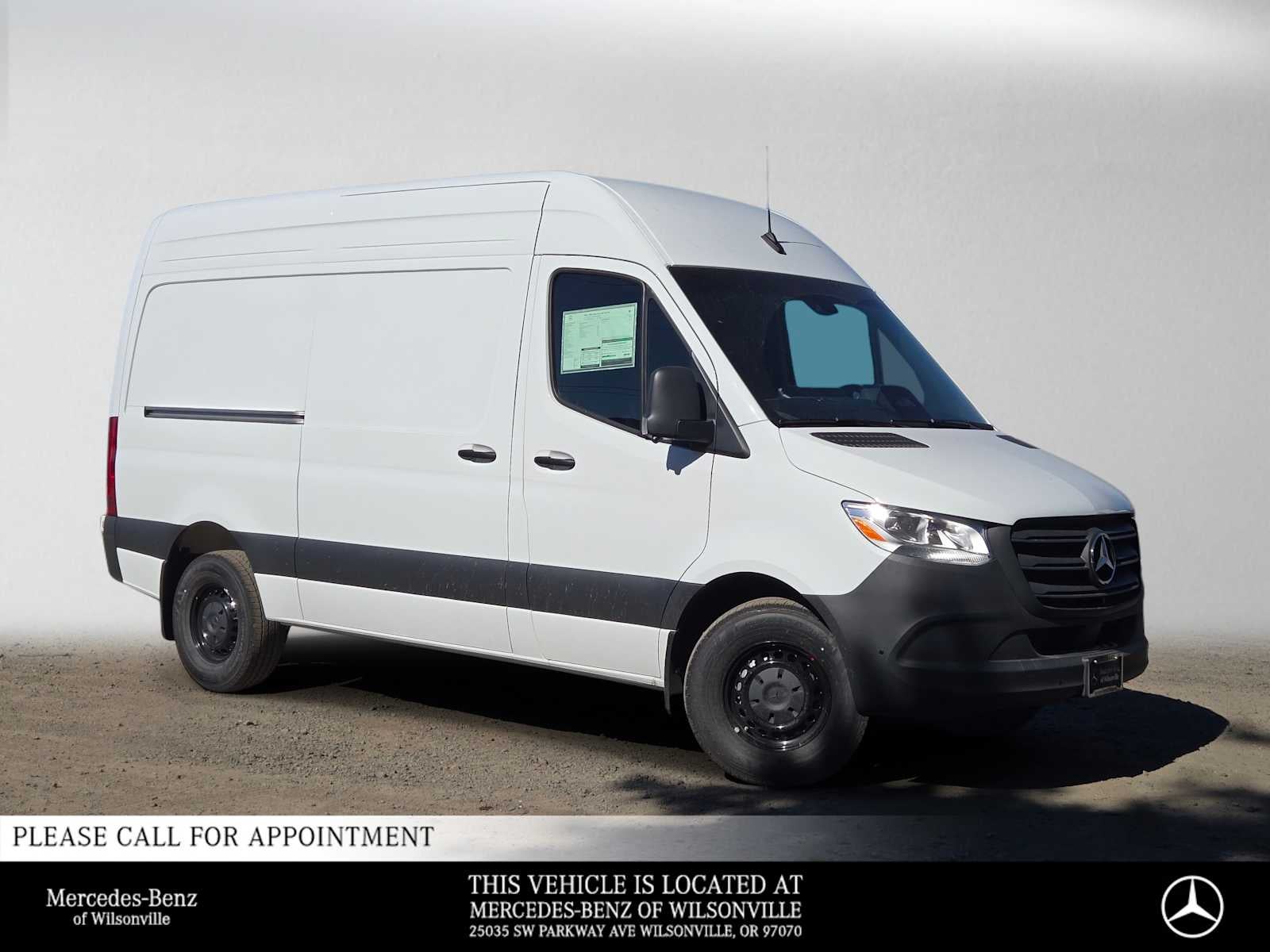 2026 Mercedes-Benz Sprinter Cargo 2500 Standard Roof I4 Diesel 144 RWD