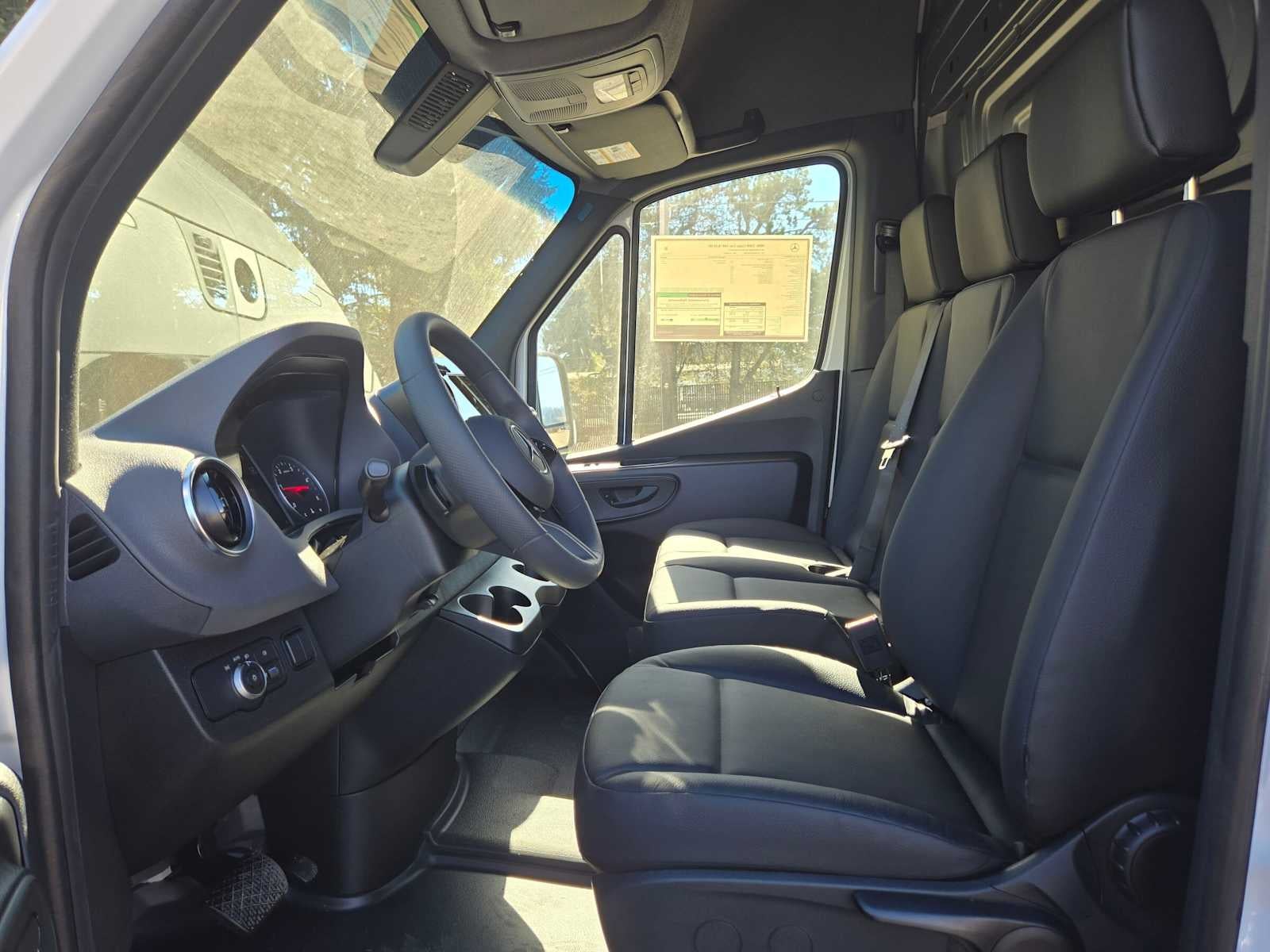 2026 Mercedes-Benz Sprinter Cargo 2500 Standard Roof I4 Diesel 144 RWD